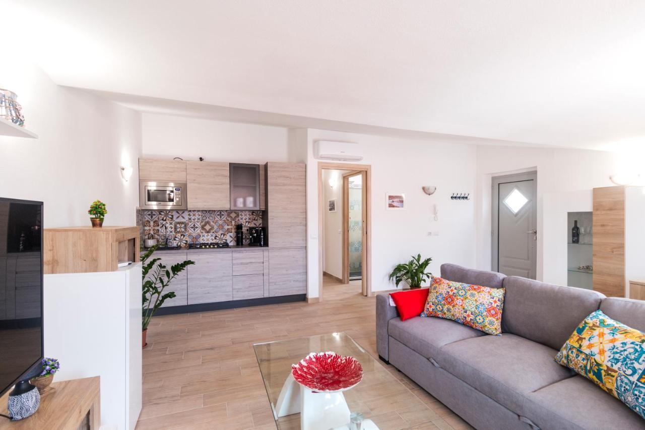 Uncle Leonard'S House Apartment Cala Gonone Exterior photo